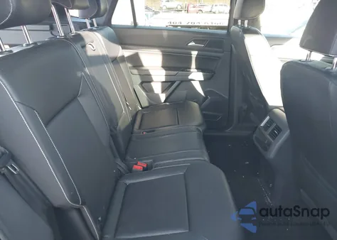 2020 Volkswagen Atlas Cross Sport 2.0T Se z USA, uszkodzony, nr VIN 1V24C2CA4LC205475